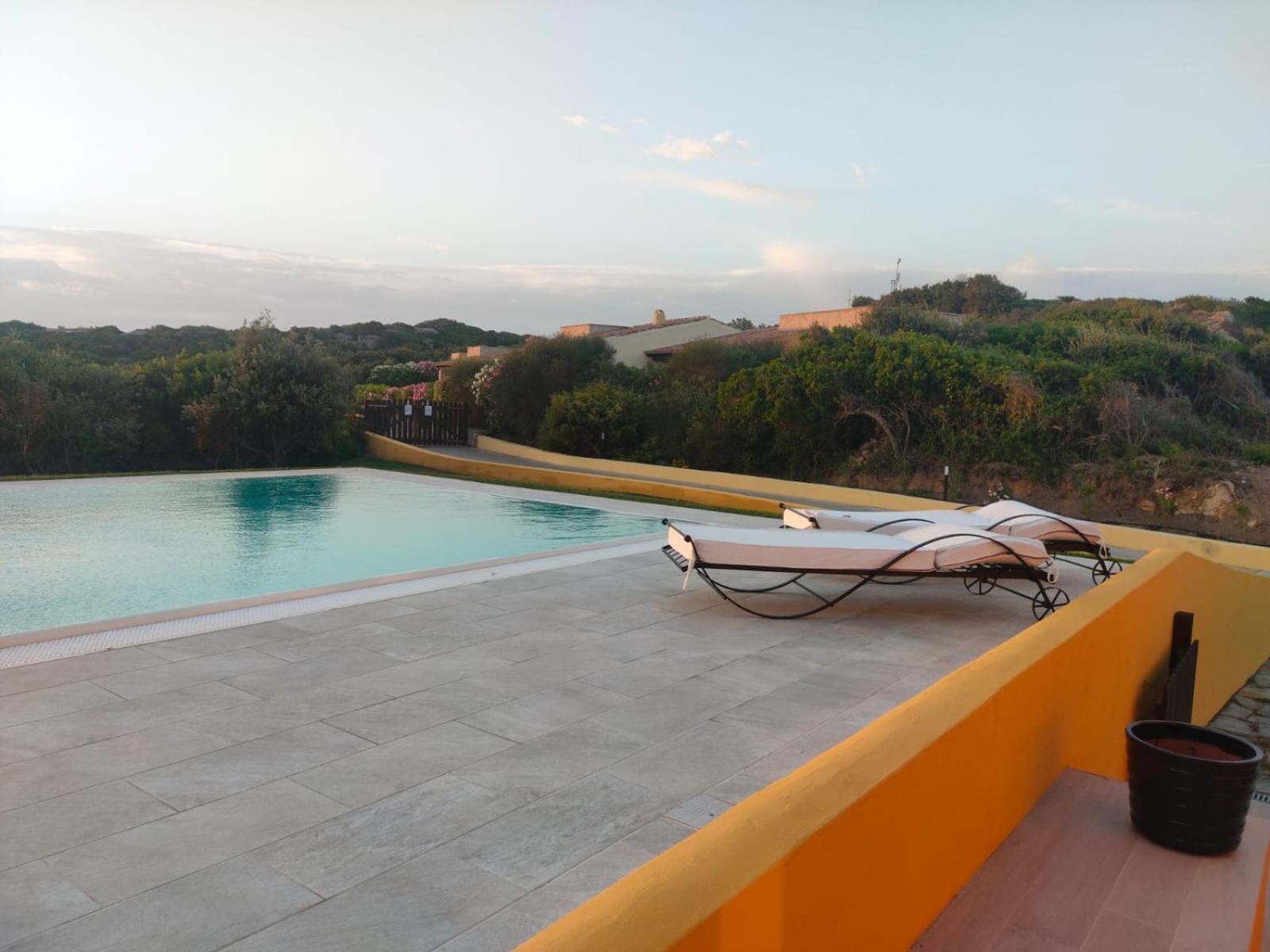 Punta Falcone Resort Santa Teresa Gallura Exterior foto